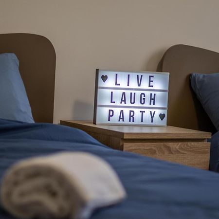 Korinthos Downtown Apartment Bagian luar foto