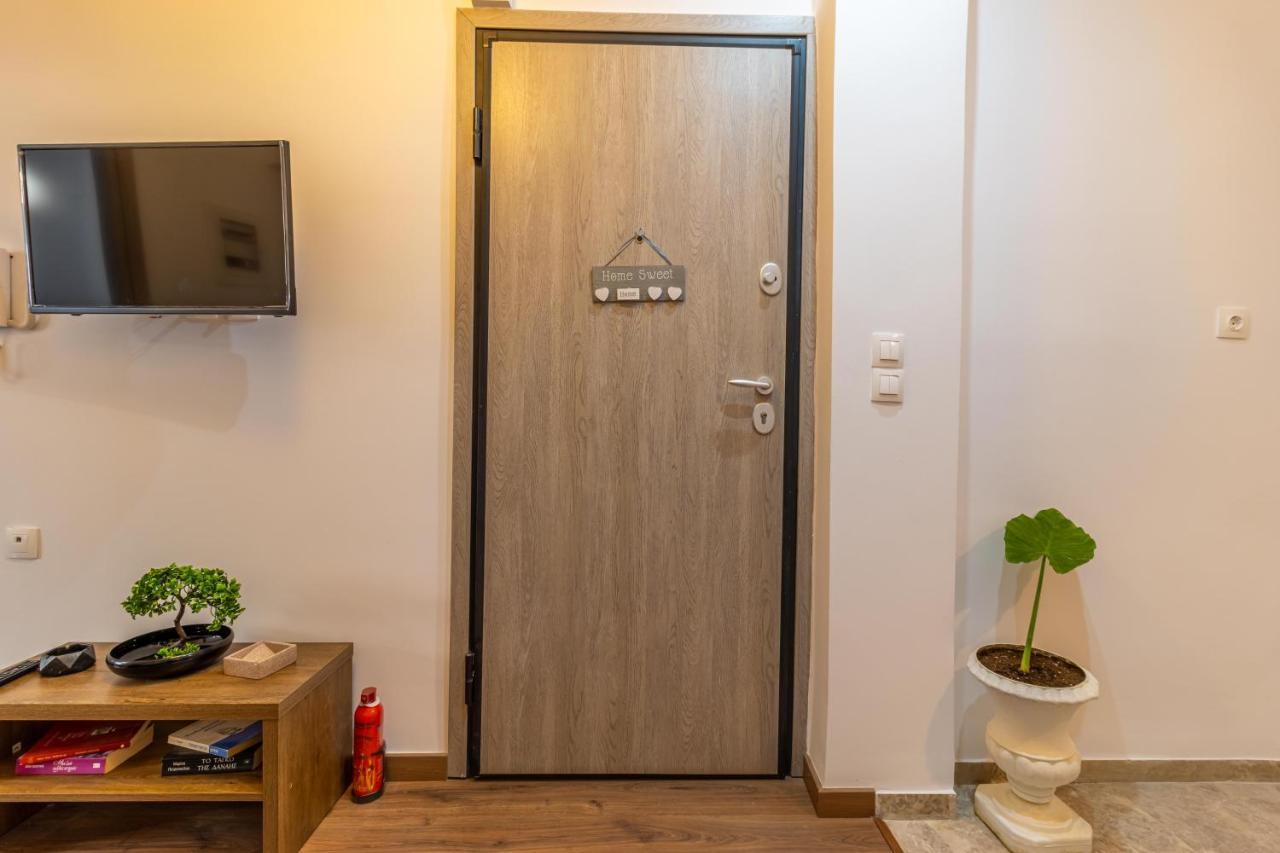 Korinthos Downtown Apartment Bagian luar foto