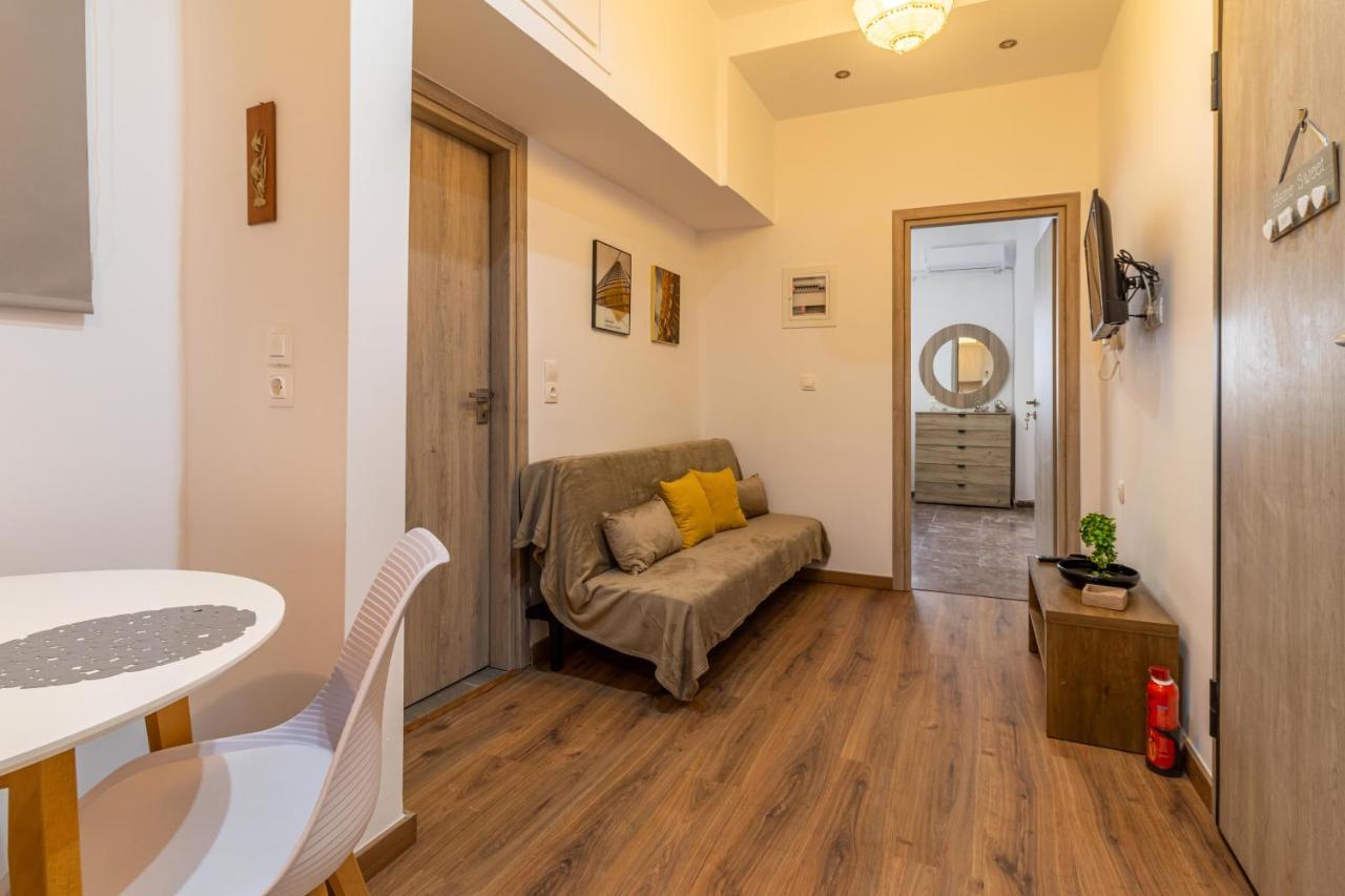 Korinthos Downtown Apartment Bagian luar foto